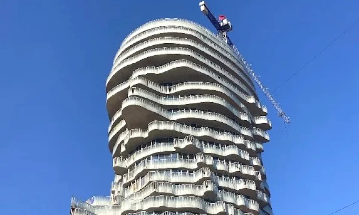 Apartment for sale in Tirana 2+1, Emty