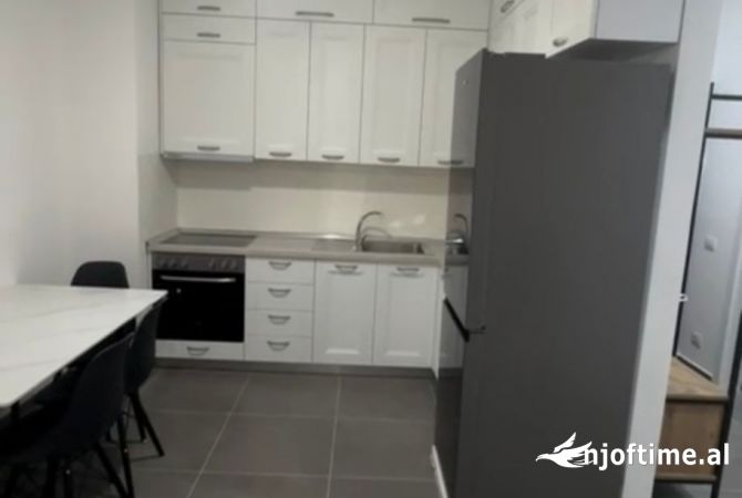 Shtepi me qera 2+1 ne Tirane - 500 Euro