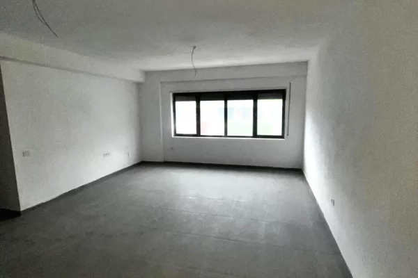 Shtepi ne shitje 2+1 ne Tirane - 180,000 Euro