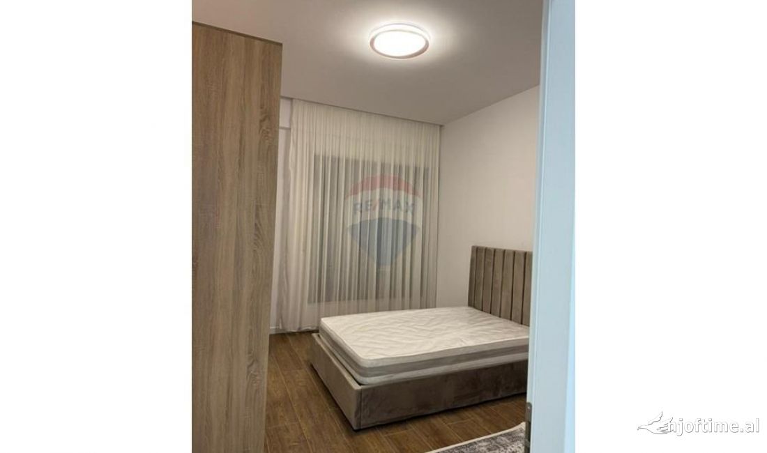 Shtepi me qera Apartament ne Tirane, 2+1, Mobilimi E mobiluar, Pagesa 60,000  Leke.