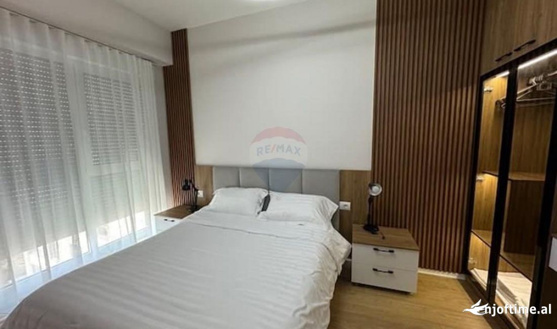 Shtepi me qera Apartament ne Tirane, 1+1, Mobilimi E mobiluar, Pagesa 550  Euro.