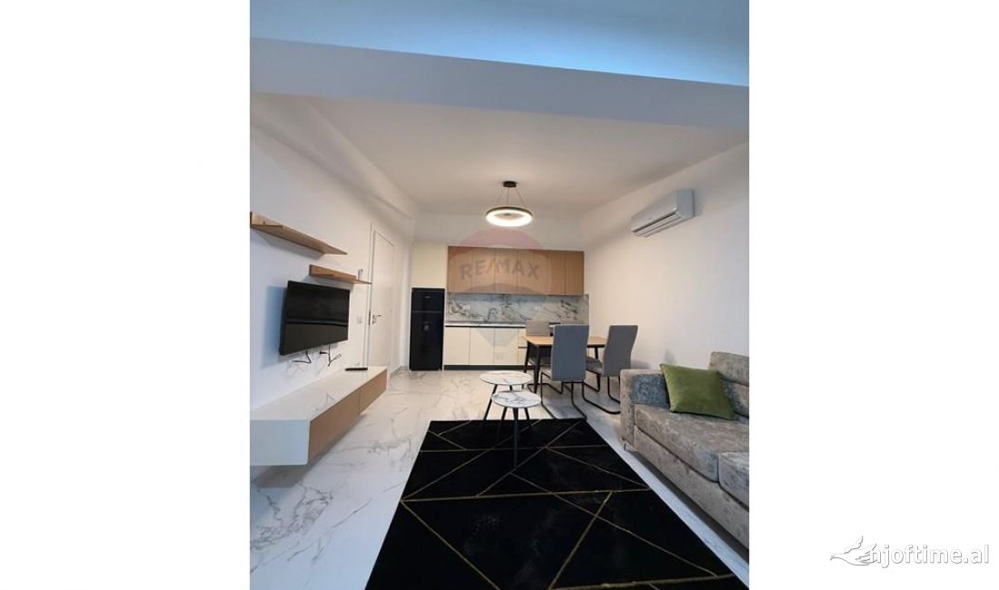 Shtepi me qera Apartament ne Tirane, 1+1, Mobilimi E mobiluar, Pagesa 450  Euro.