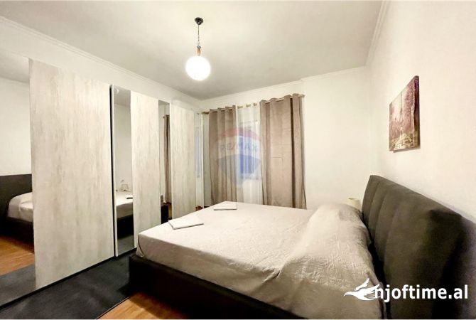 Shtepi me qera 2+1 ne Tirane - 800 Euro