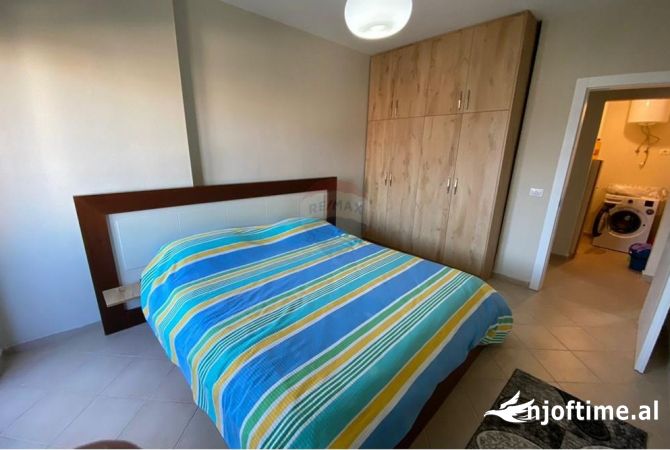 Shtepi me qera 1+1 ne Tirane - 450 Euro