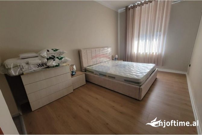Shtepi me qera 1+1 ne Tirane - 700 Euro