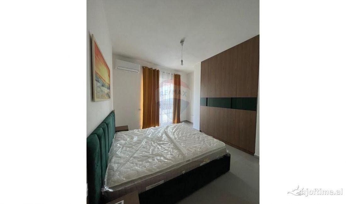 Shtepi me qera Apartament ne Tirane, 2+1, Mobilimi E mobiluar, Pagesa 750  Euro.
