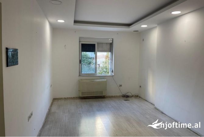 Shtepi ne shitje 3+1 ne Tirane - 210,000 Euro