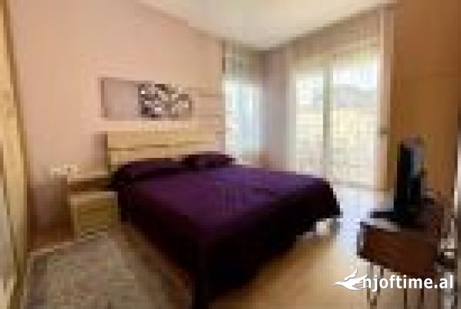 Shtepi me qera 1+1 ne Tirane - 800 Euro