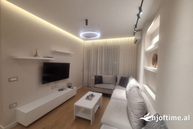 Shtepi me qera 1+1 ne Tirane - 700 Euro