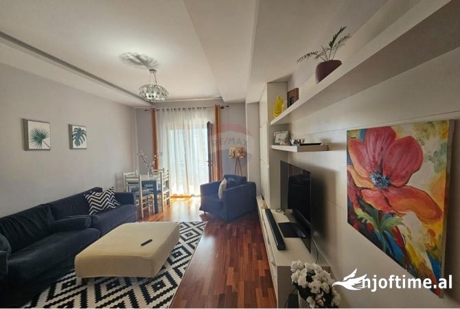 Shtepi me qera 1+1 ne Tirane - 65,000 Leke