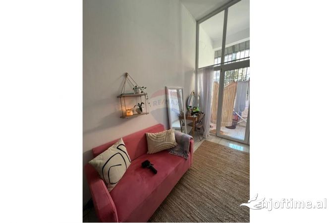 Shtepi ne shitje 1+1 ne Tirane - 75,000 Euro