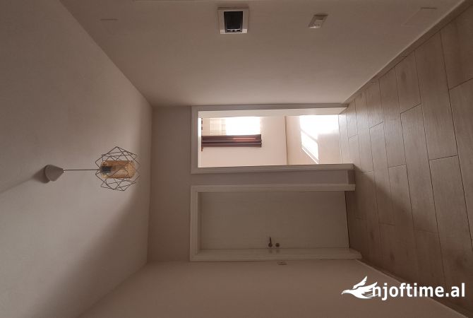 Casa in vendita 1+1 a Elbasan - 4,000,000 Leke