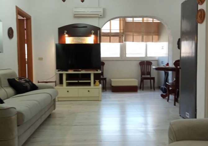 Shtepi me qera 2+1 ne Tirane - 600 Euro