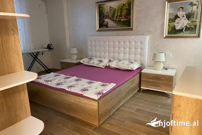 Shtepi me qera 2+1 ne Tirane - 550 Euro