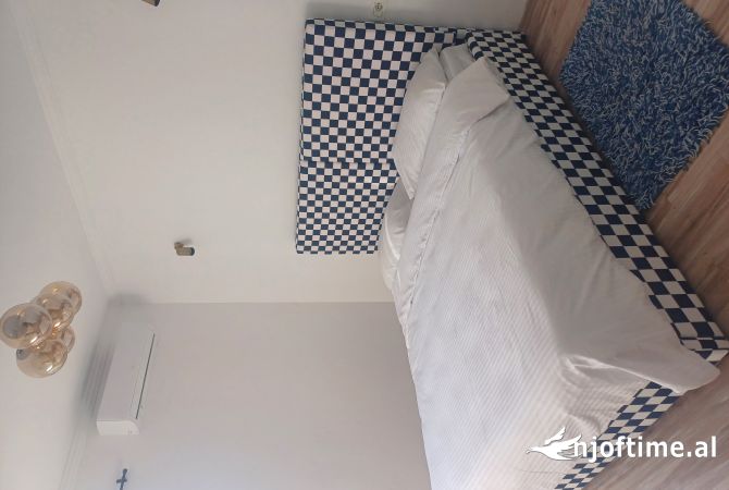 Shtepi me qera 1+1 ne Tirane - 50,000 Leke