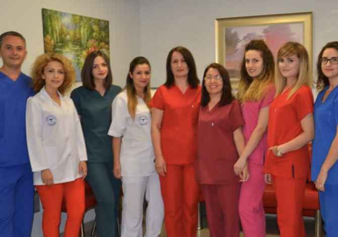 Klinika dentare Vrioni ofron sherbime te specializuara ne Stomatologji parandaluese, Diagnostikimi Radiologjik, Implantogji, Ortodoncia, Kirurgji orale etj.