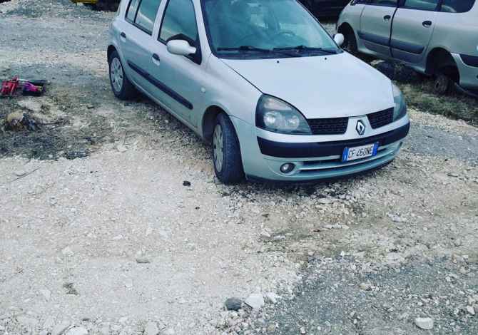 Shuten Pjese Kembimi ne Lushnje