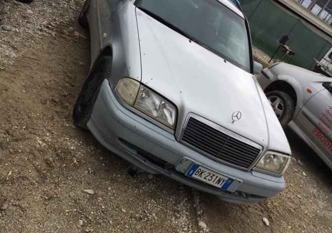 Pjese kembimi per te gjitha llojet e makinave