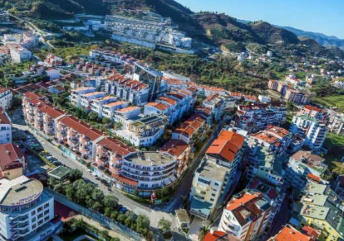 Shtepi ne shitje 3+1 ne Tirane - 240,000 Euro