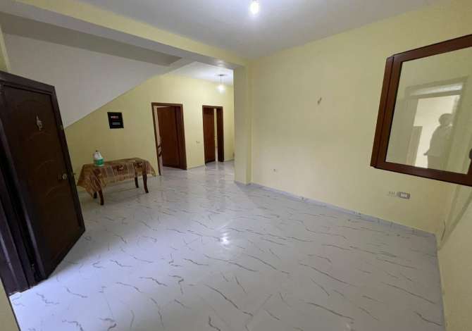 Shtepi ne shitje 6+1 ne Tirane - 350,000 Euro