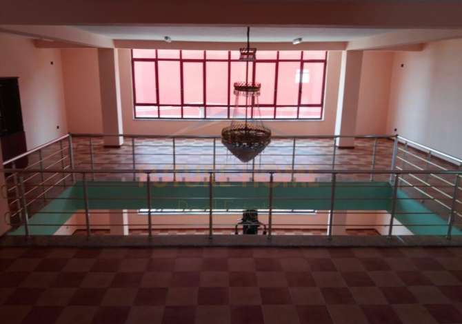 Ambient biznesi me qera 4+1 ne Tirane - 15,000 Euro
