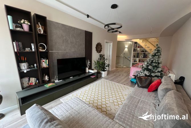 Shtepi ne shitje 3+1 ne Tirane - 349,000 Euro