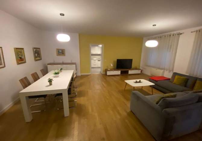 Casa in vendita 3+1 a Tirana - 400,000 Euro