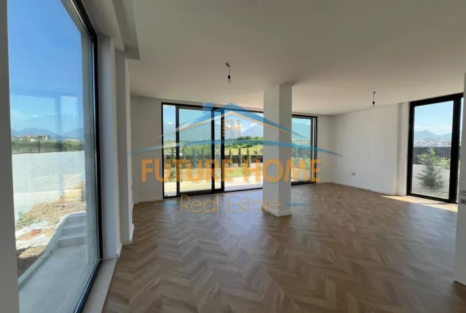 Casa in affitto 4+1 a Tirana - 5,000 Euro