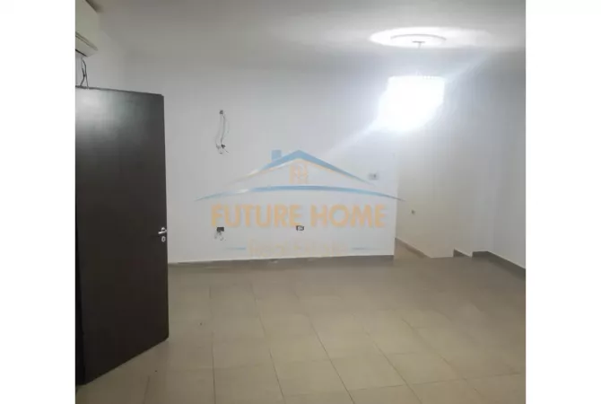 Business Property for Rent 1+1 in Tirana - 700 Euro