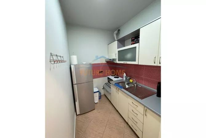 Ambient biznesi me qera 3+1 ne Tirane - 700 Euro