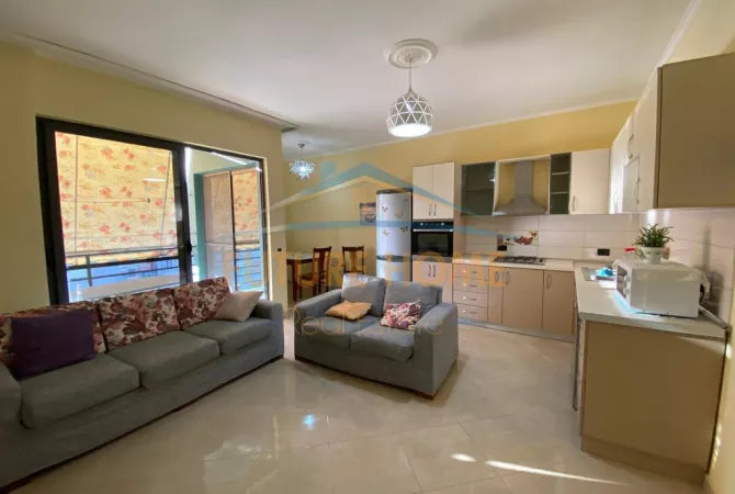 Shtepi me qera 2+1 ne Tirane - 500 Euro