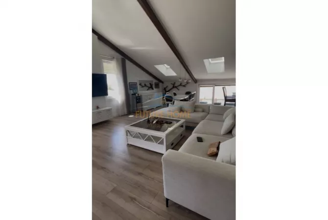 Shtepi me qera 3+1 ne Tirane - 2,200 Euro