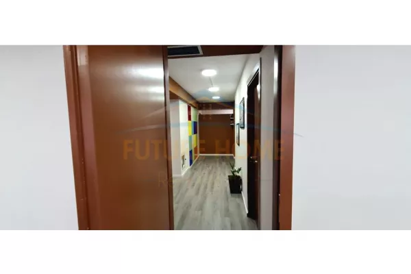 Ambient biznesi me qera 1+1 ne Tirane - 3,500 Euro