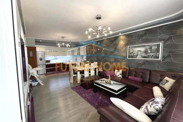 Shtepi ne shitje 2+1 ne Tirane - 155,000 Euro