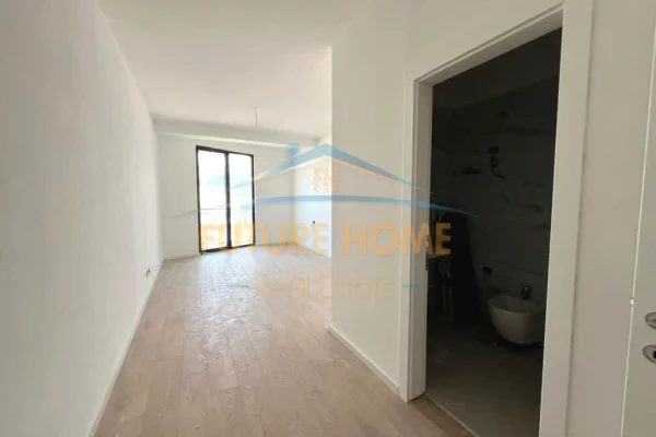 Shtepi ne shitje 3+1 ne Tirane - 342,000 Euro