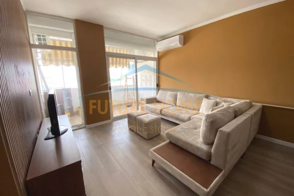 Shtepi me qera 2+1 ne Tirane - 730 Euro