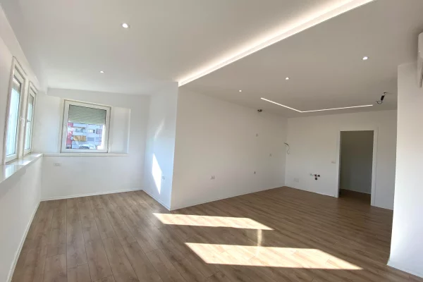 Shtepi ne shitje 1+1 ne Tirane - 165,000 Euro