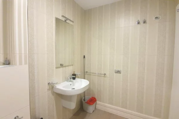 Business Property for Rent 3+1 in Tirana - 3,100 Euro