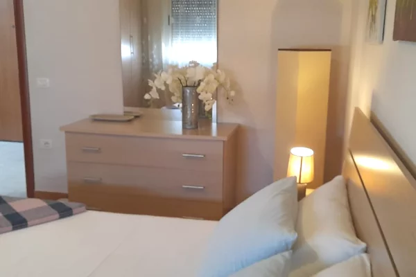 Shtepi ne shitje Apartament ne Durres, 1+1, Mobilimi E mobiluar, Pagesa 143,000  Euro.