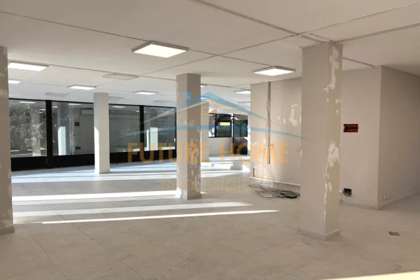 Ambient biznesi me qera 1+1 ne Tirane - 2,500 Euro