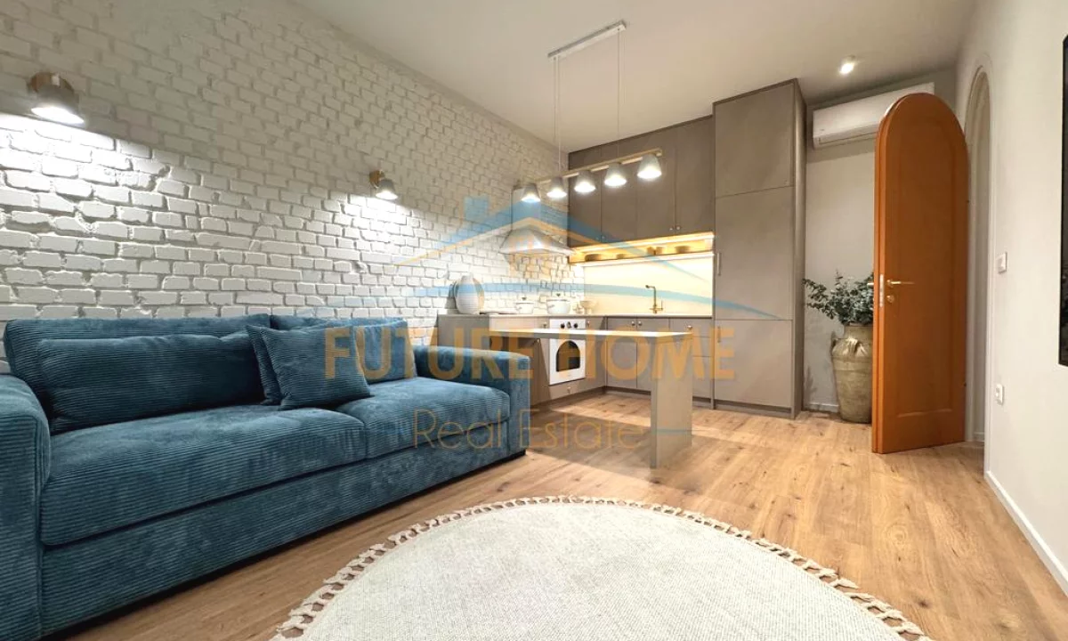 Shtepi me qera Apartament ne Tirane, 2+1, Mobilimi E mobiluar, Pagesa 930  Euro.