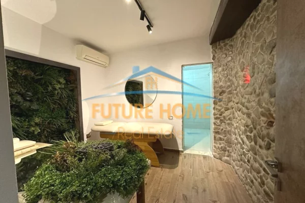 Ambient biznesi me qera 3+1 ne Tirane - 1,300 Euro