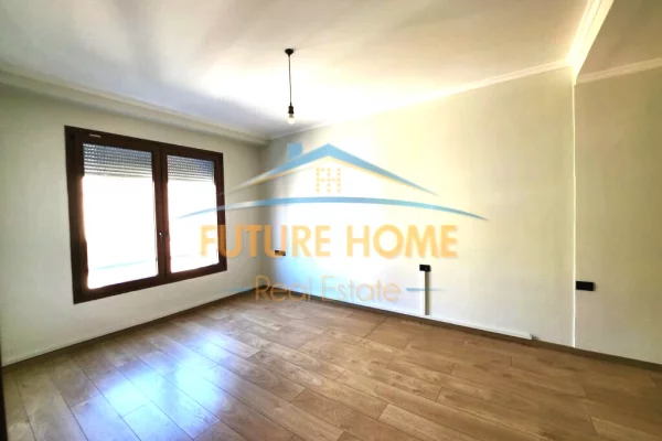 Business Property for Rent 3+1 in Tirana - 780 Euro