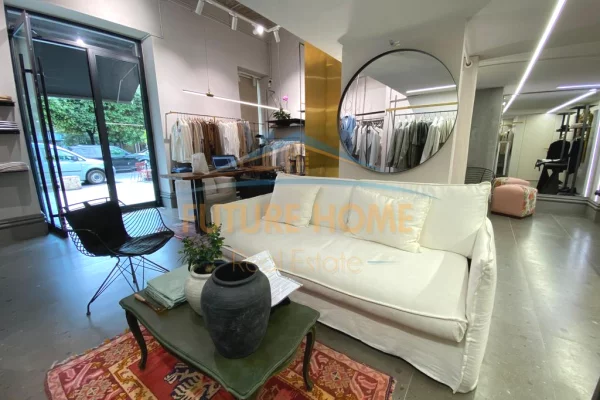 Ambient biznesi ne shitje 1+1 ne Tirane - 138,000 Euro