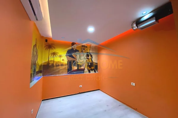 Ambient biznesi me qera 1+1 ne Tirane - 1,000 Euro