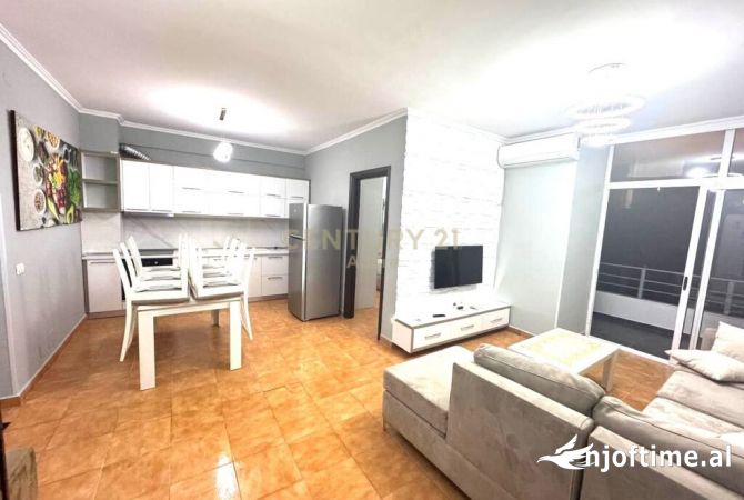 Shtepi me qera 1+1 ne Tirane - 400 Euro
