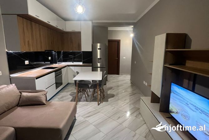 Shtepi me qera 1+1 ne Tirane - 500 Euro