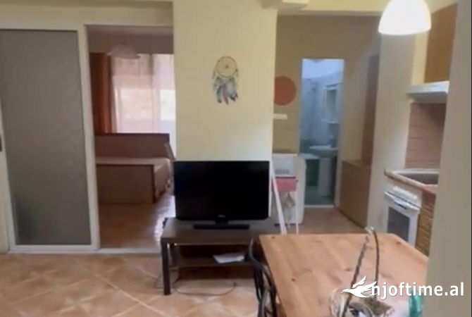 Shtepi me qera 2+1 ne Durres - 320 Euro