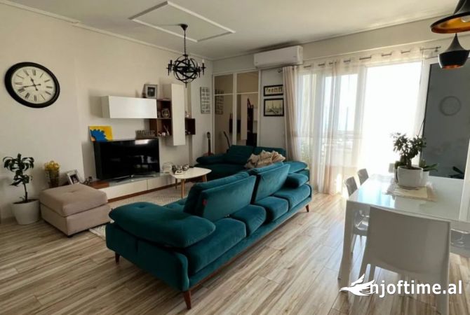Shtepi me qera 3+1 ne Tirane - 900 Euro