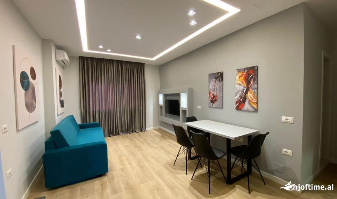 Shtepi ne shitje Apartament ne Tirane, 2+1, Mobilimi E mobiluar, Pagesa 200,000  Euro.